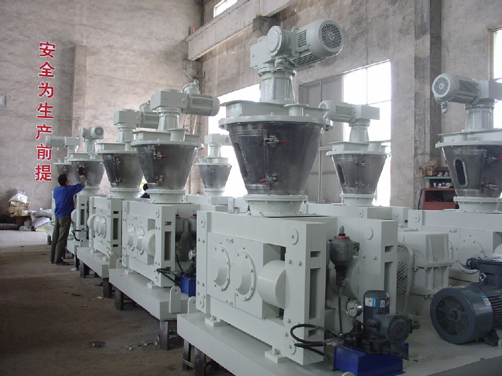 干法造粒機(jī)